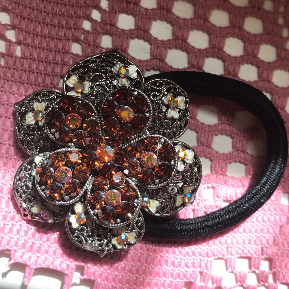 Flower crystal hair band